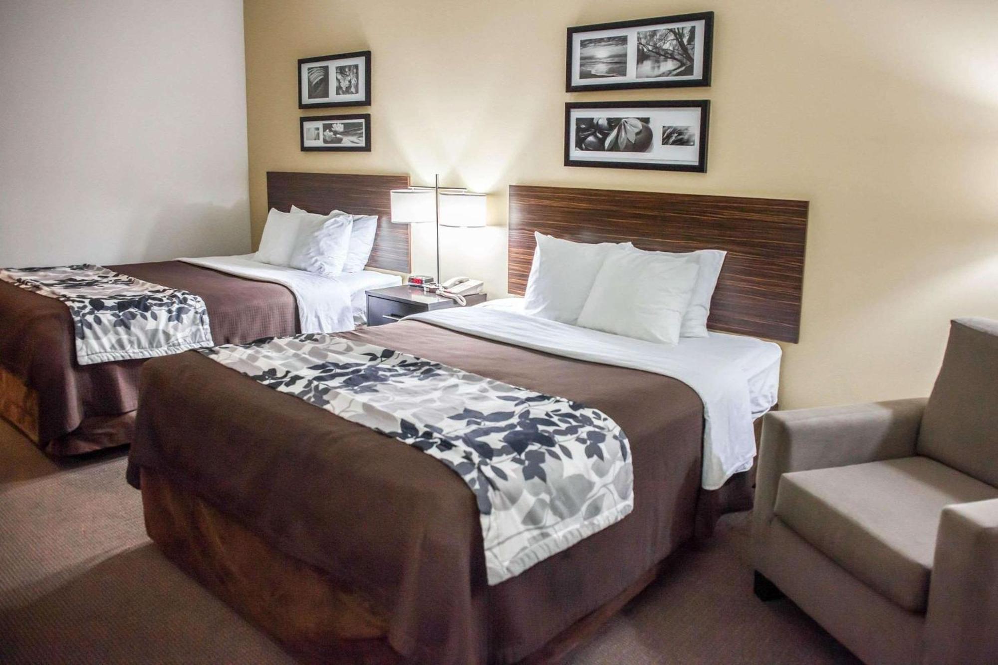 Queen Room with Two Queen Beds - Disability Access/Non-Smoking